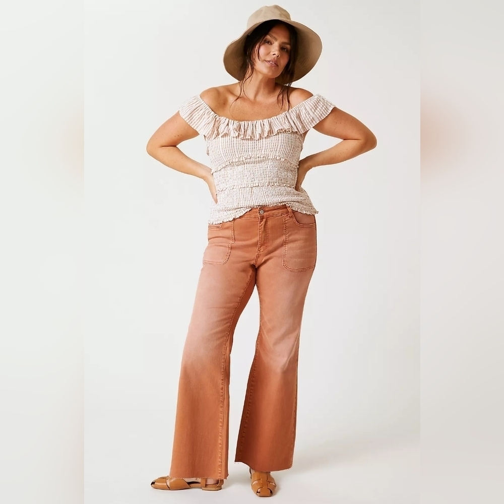 🔥Pilcro The Low-Rise Icon Flare Jeans, Size 31